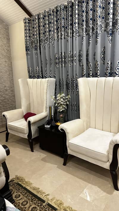 Room chairs, excellent condition