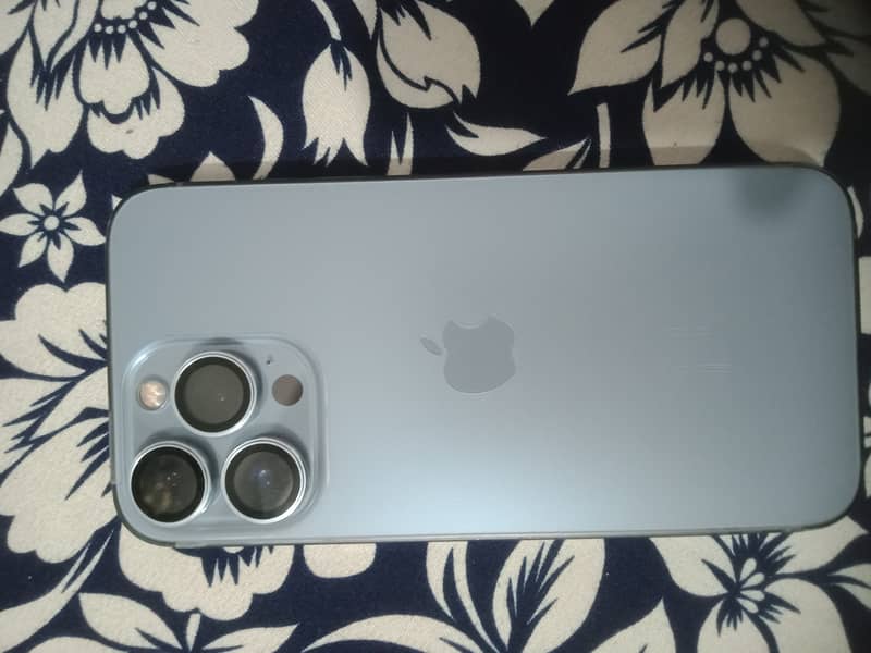 Apple iPhone 13 Pro 0