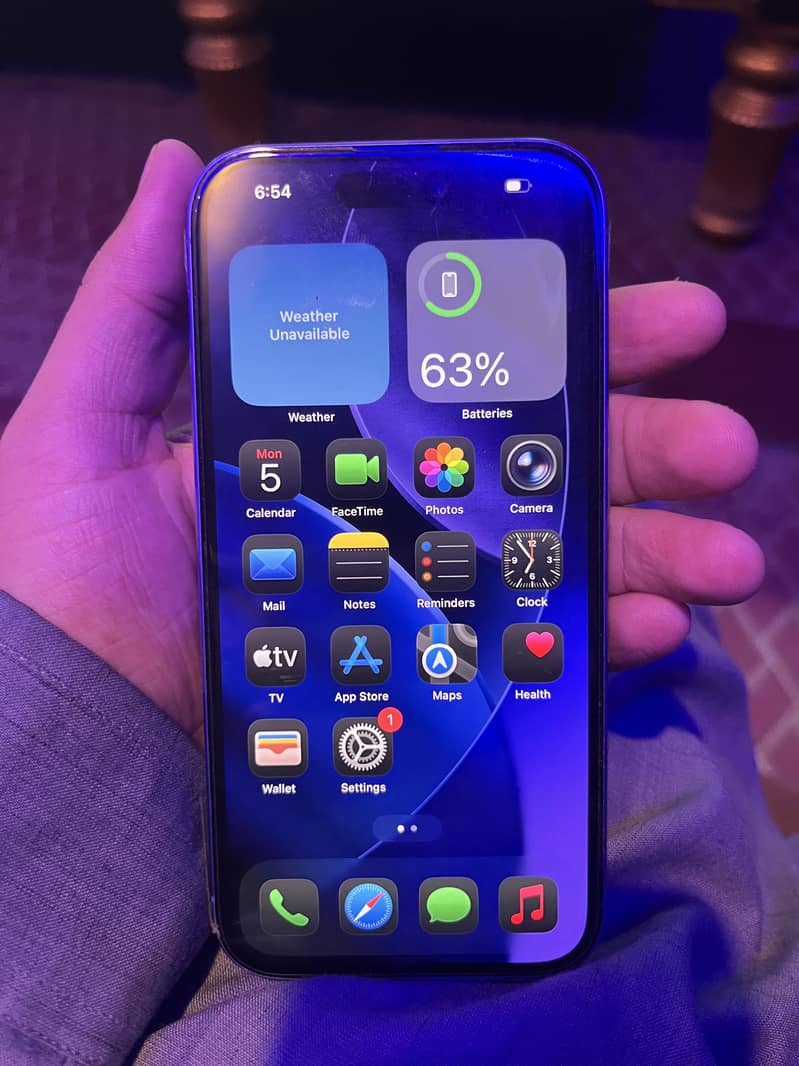 Apple iPhone 16 mdm 1