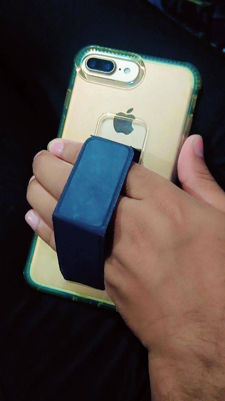 Apple iPhone 7 Plus 7