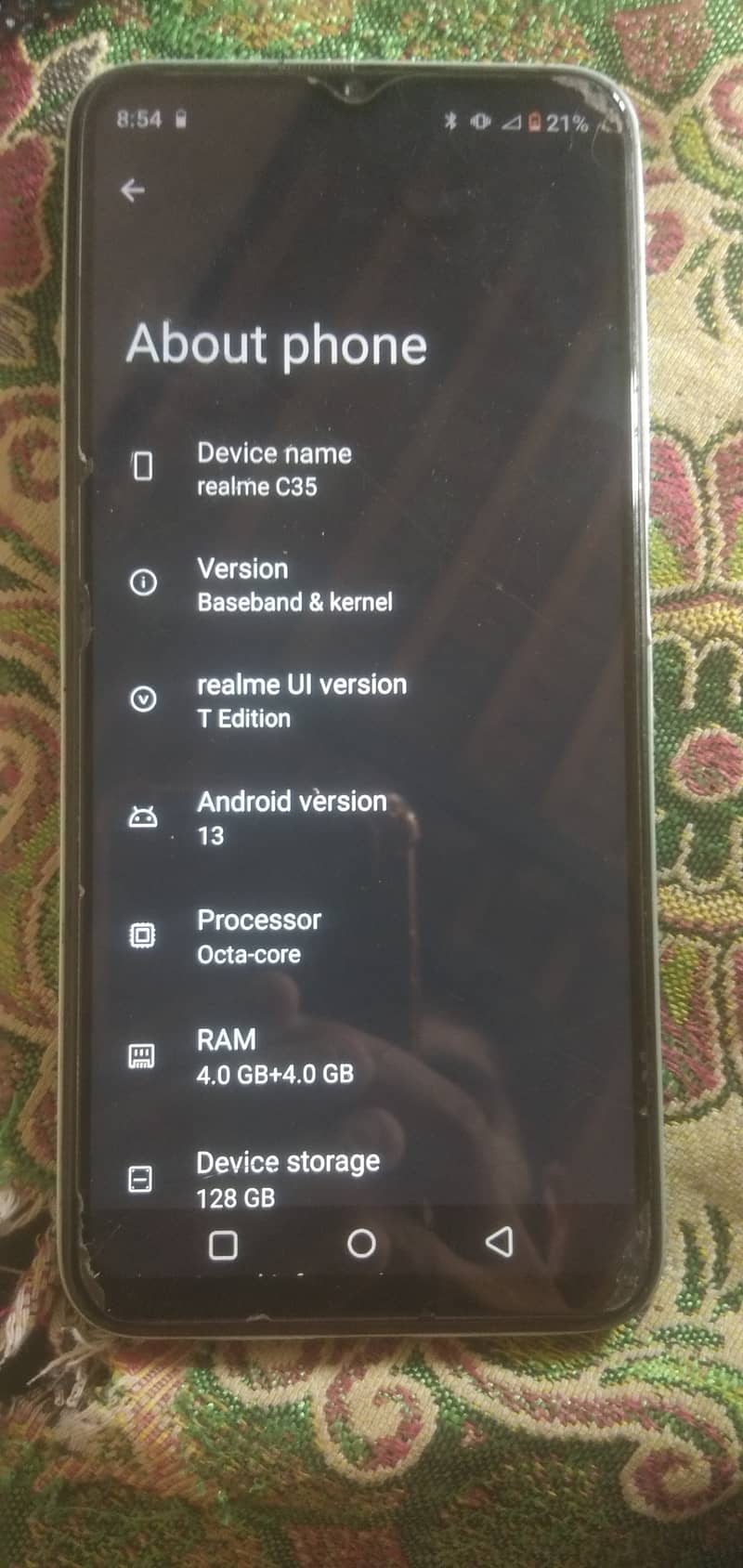 Realme C35 0