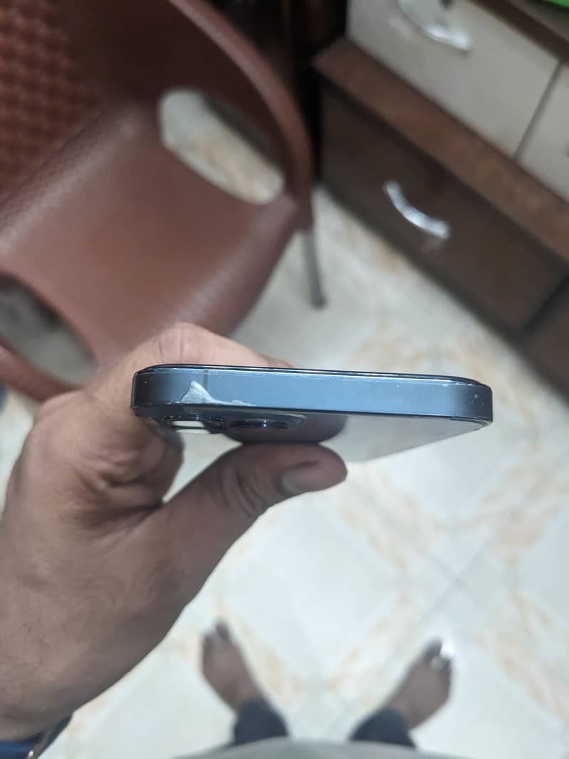 Apple iPhone 12 Pro 2