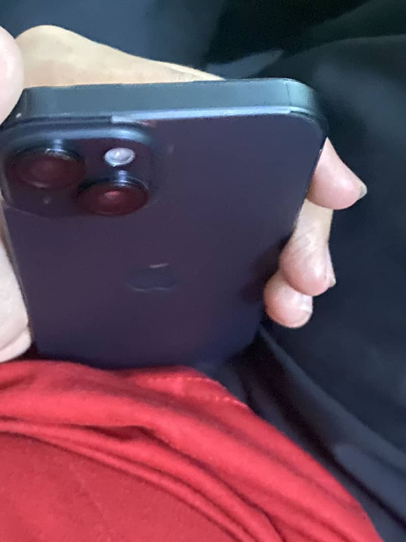 Apple iPhone 15 5