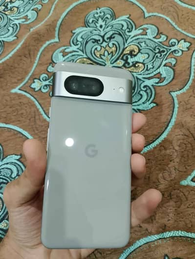 Google Pixel 8