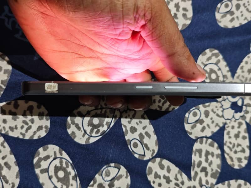 Sharp Aquos Crystal 1