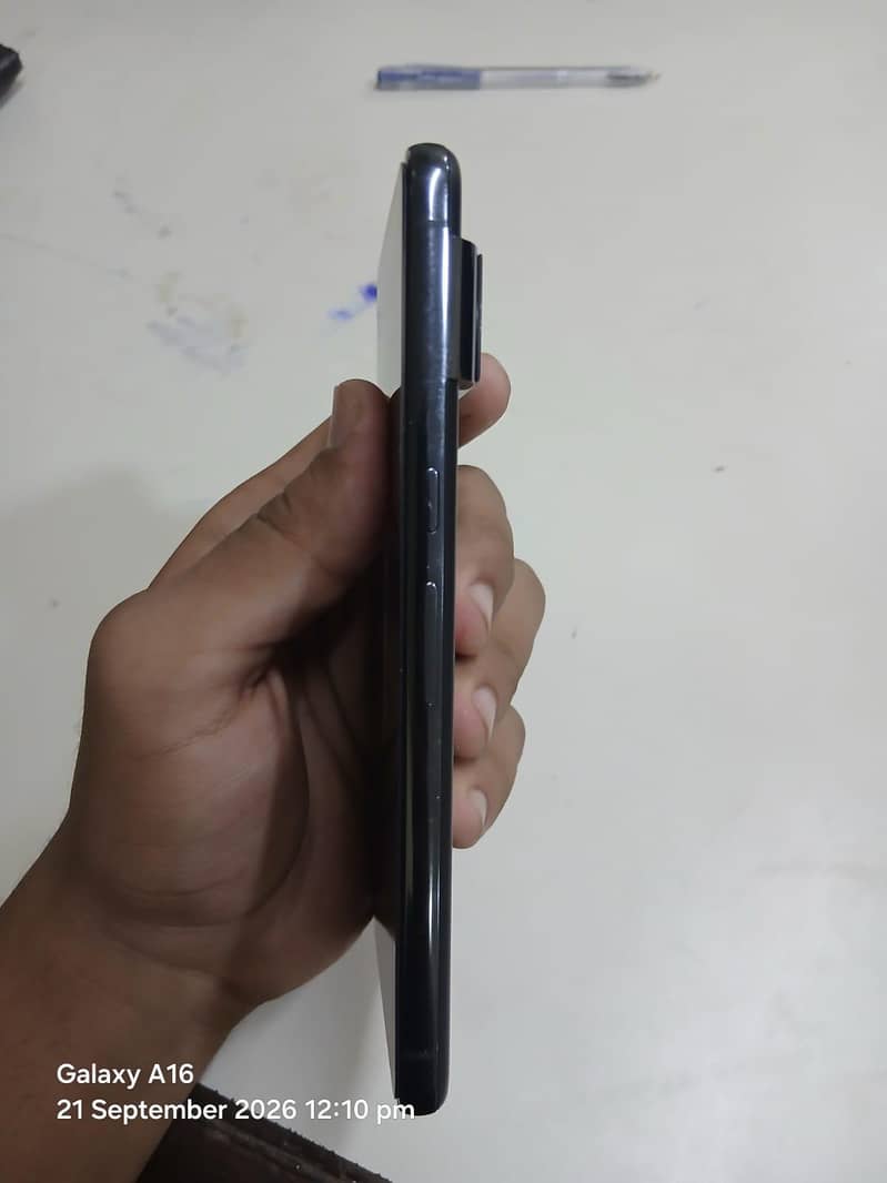 Google Pixel 8 Pro 3