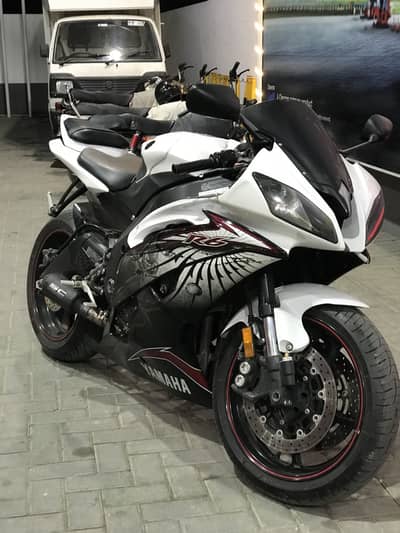 Yamaha R6 2011