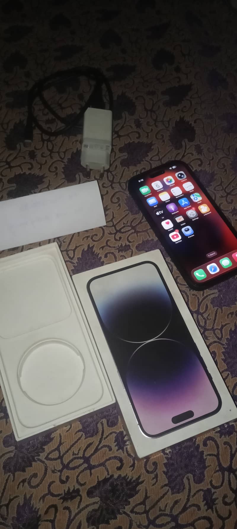Apple iPhone 14 Pro Max 1