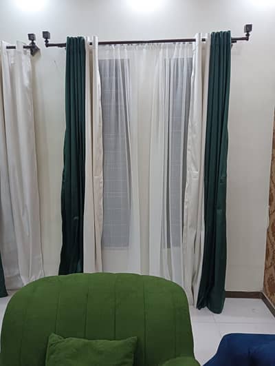 Brand New High Quality Velvet Curtains – 7 Pcs | 1 Day Used