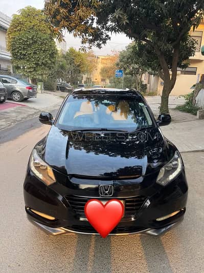 Honda Vezel Model 2015 and Import and Registered 2018
