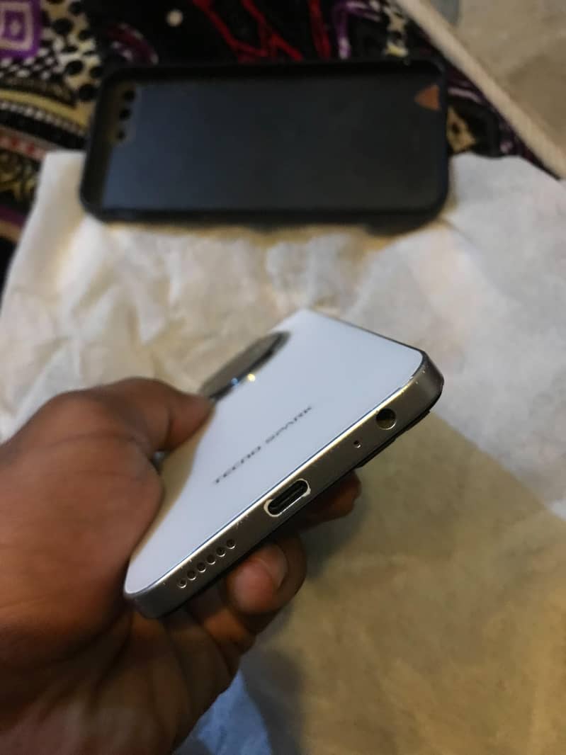 Tecno SPARK 30C 4