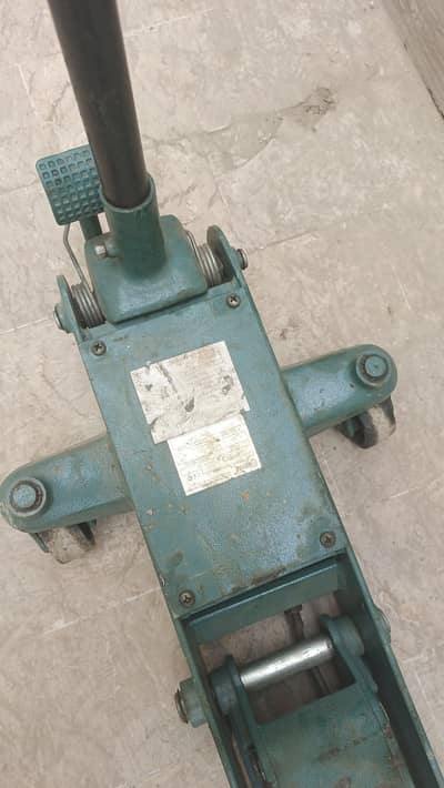 Heavy Duty Hydraulic Floor Jack / Car jack