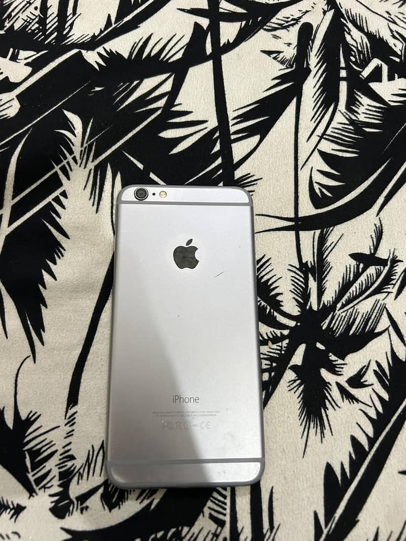 Apple iPhone 6S Plus 0