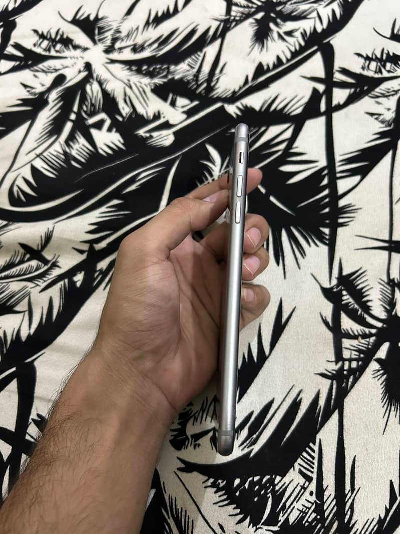Apple iPhone 6S Plus 1
