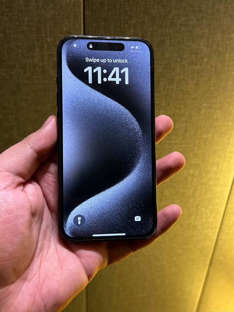Apple iPhone 15 Pro 1