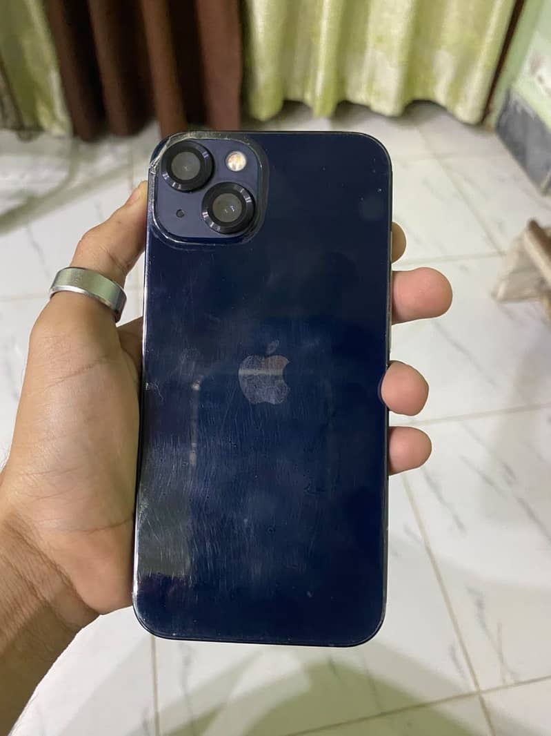 Apple iPhone 13 0