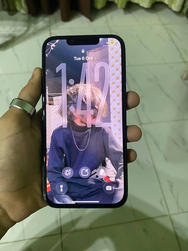 Apple iPhone 13 3