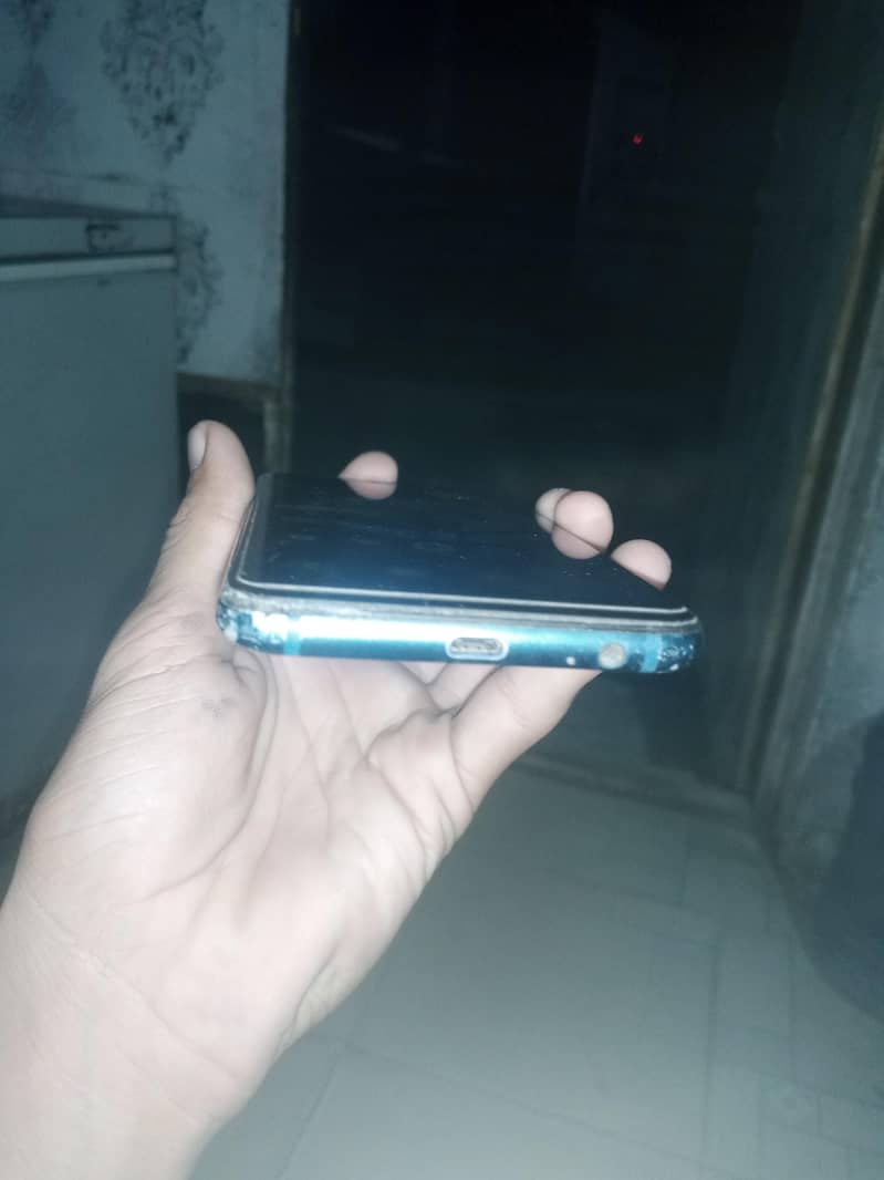 Samsung Mobile A6 Plus 1