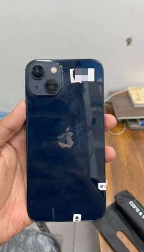 Apple iPhone 13 1
