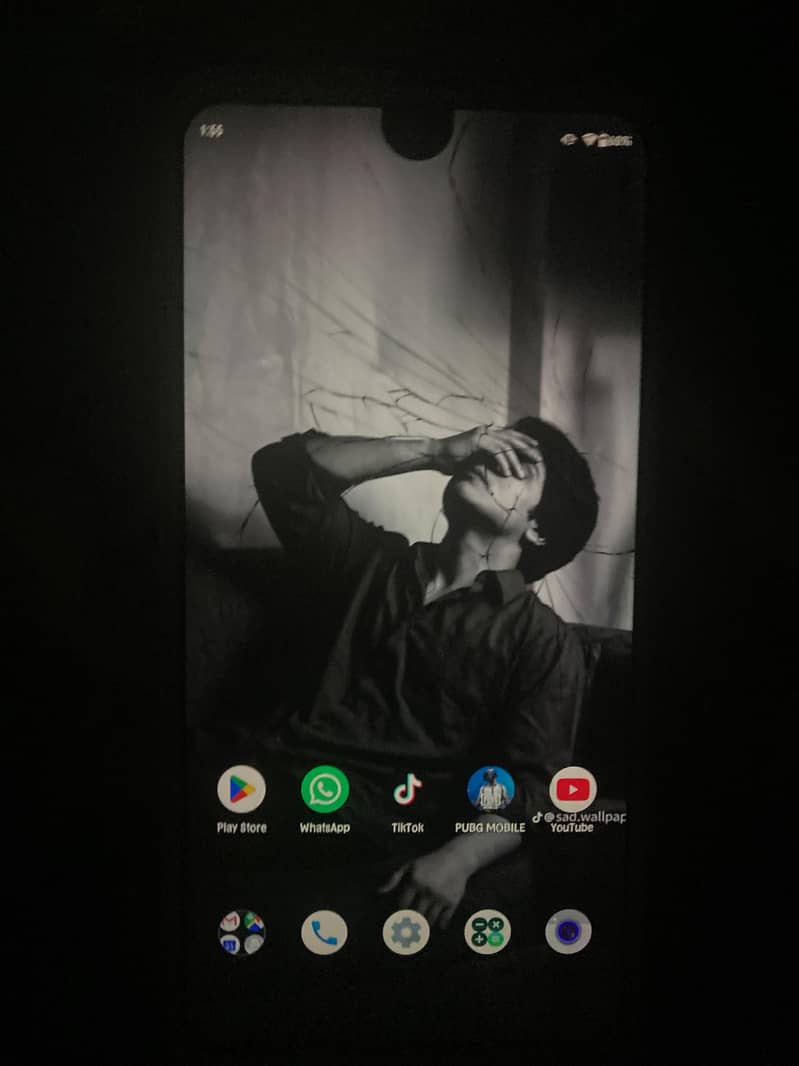 Sharp Aquos R2 5