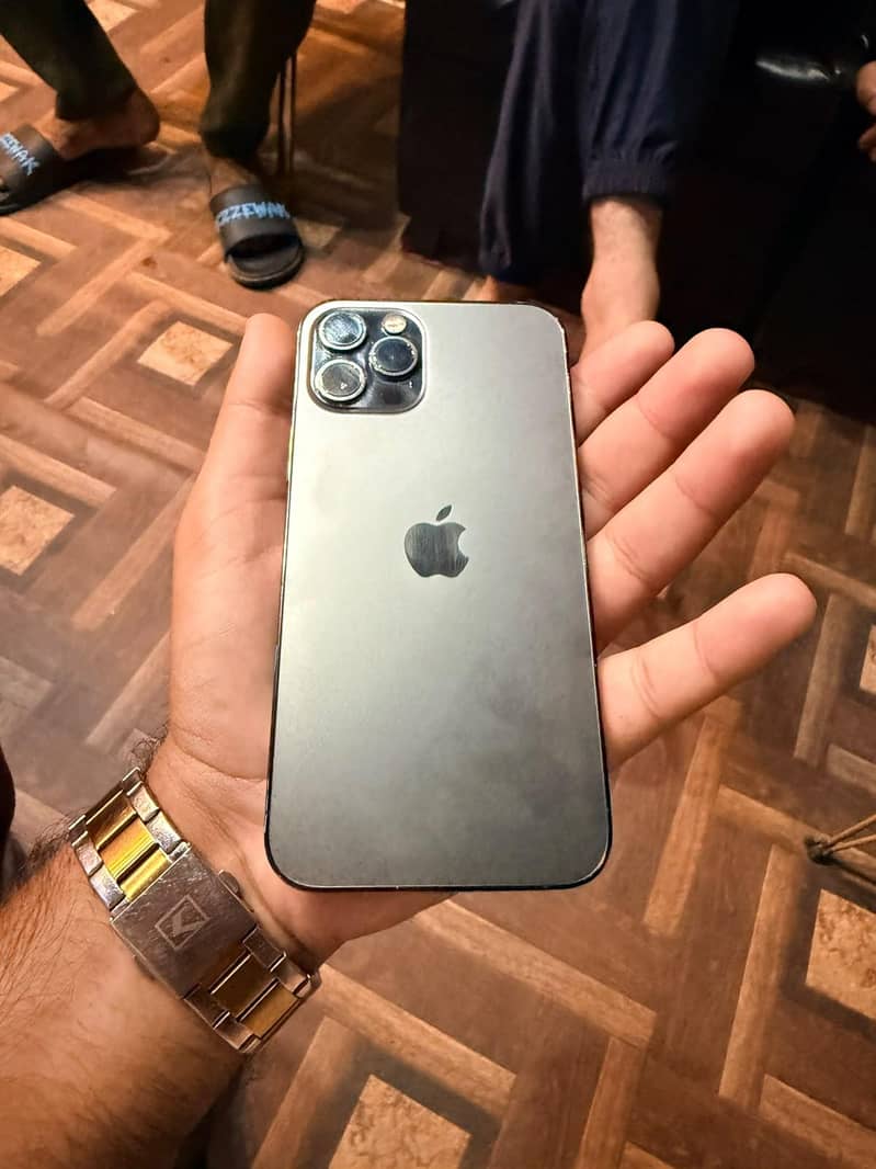 Apple iPhone 12 Pro 0