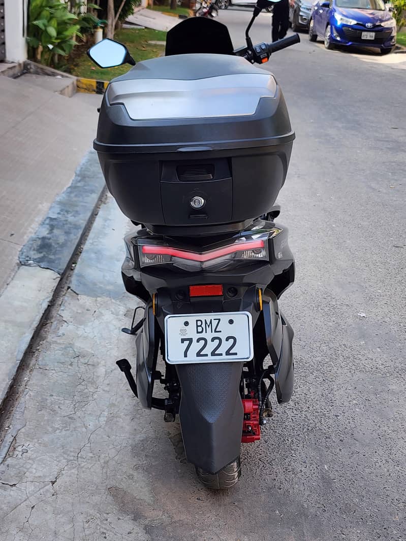 Revoo E52 3