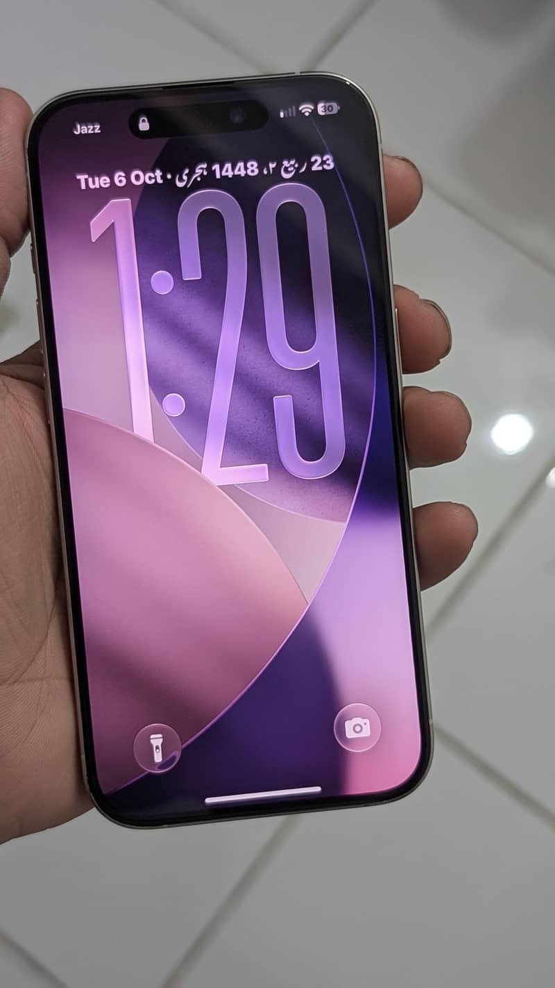 Apple iPhone 15 Pro 1