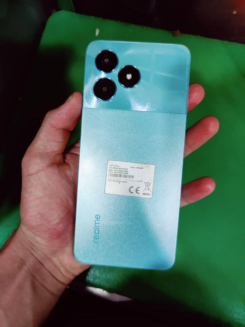 Realme C51 4