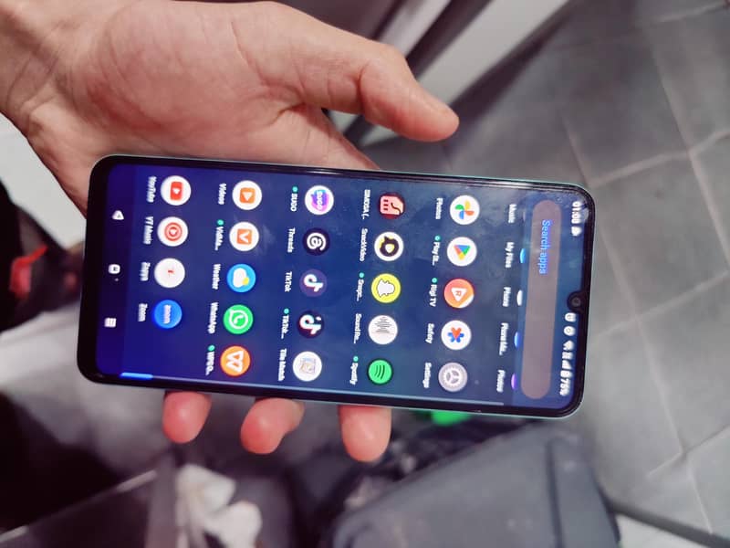 Realme C51 6