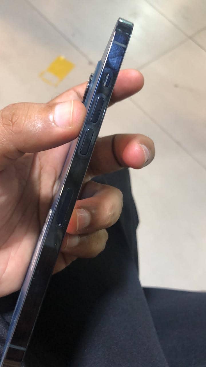 Apple iPhone 12 Pro Max 0