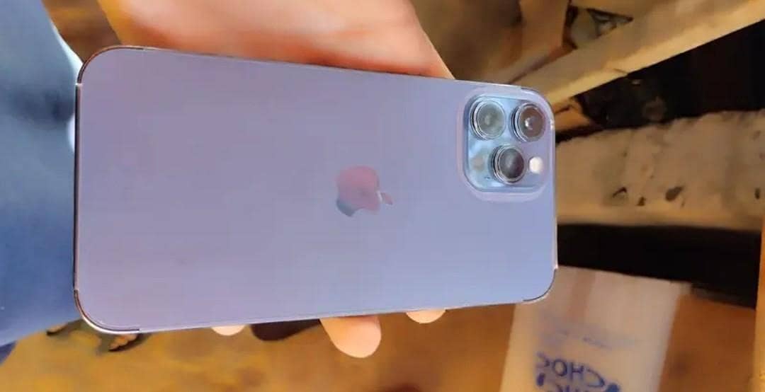 Apple iPhone 12 Pro 2
