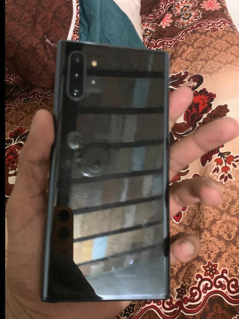Samsung Mobile Note 10 Plus 1