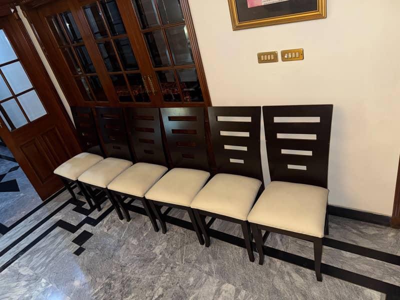 wood dining table 1