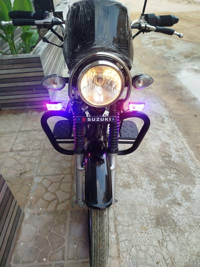 Suzuki GS model 2025#0/3/1/7/0/0/2/4/6/2/9
