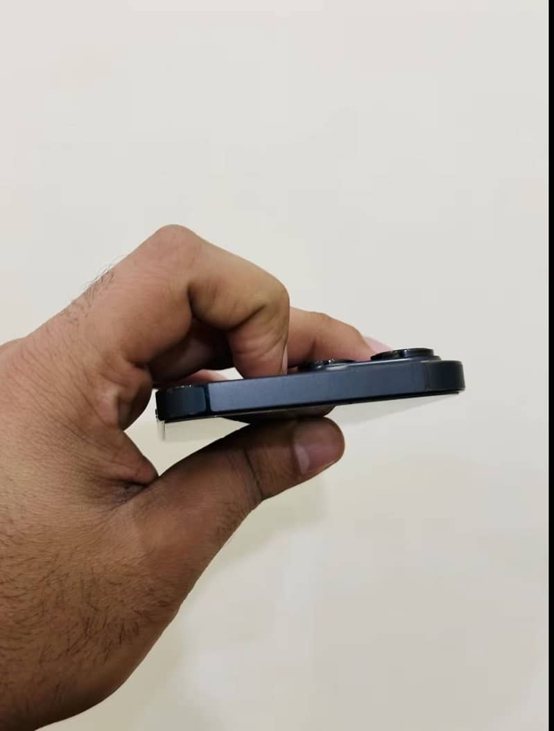 Apple iPhone 14 Pro Max 3