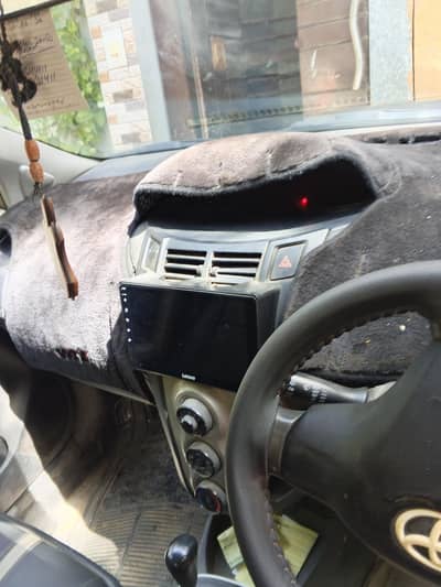 Toyota Vitz 2010