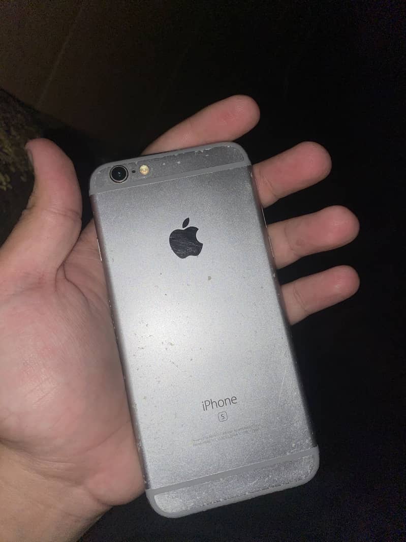 Apple iPhone 6S 1