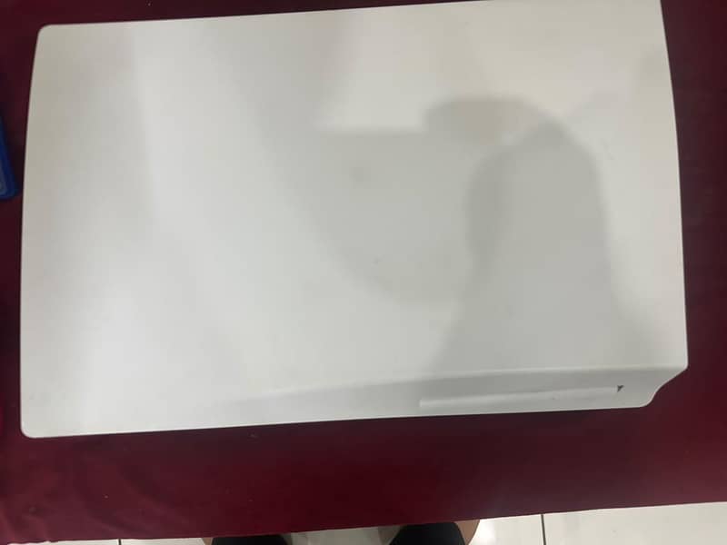 ps5 with 2 controller and 3 games 2