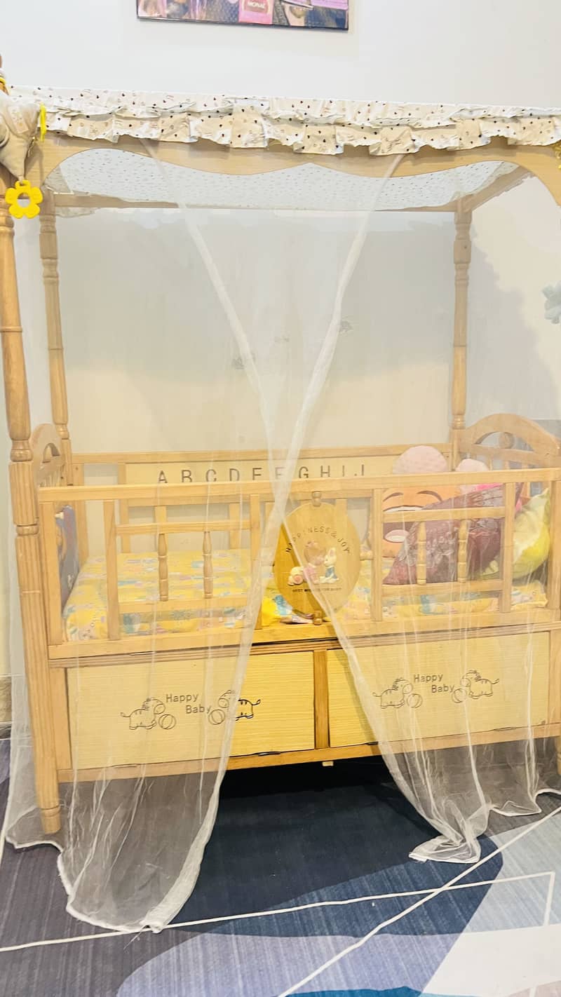 Baby cot 2