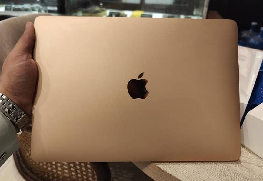MacBook Air 1