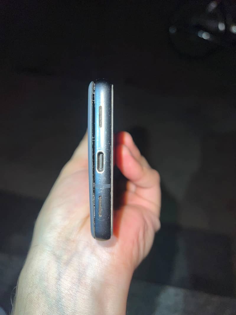 Google Pixel 7a 3