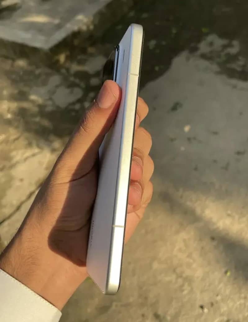 Xiaomi 15 Pro 4