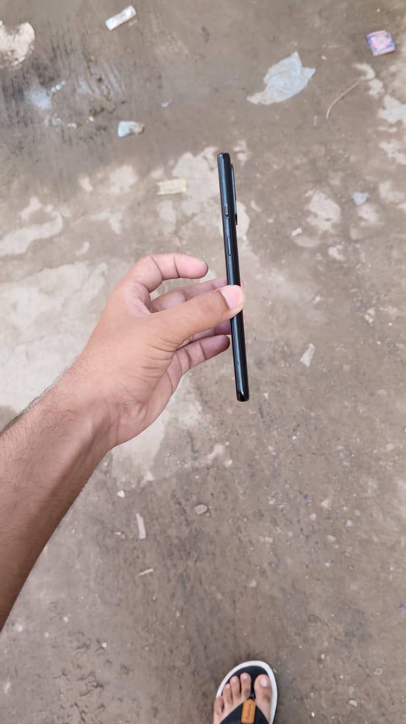 One Plus 9R 2