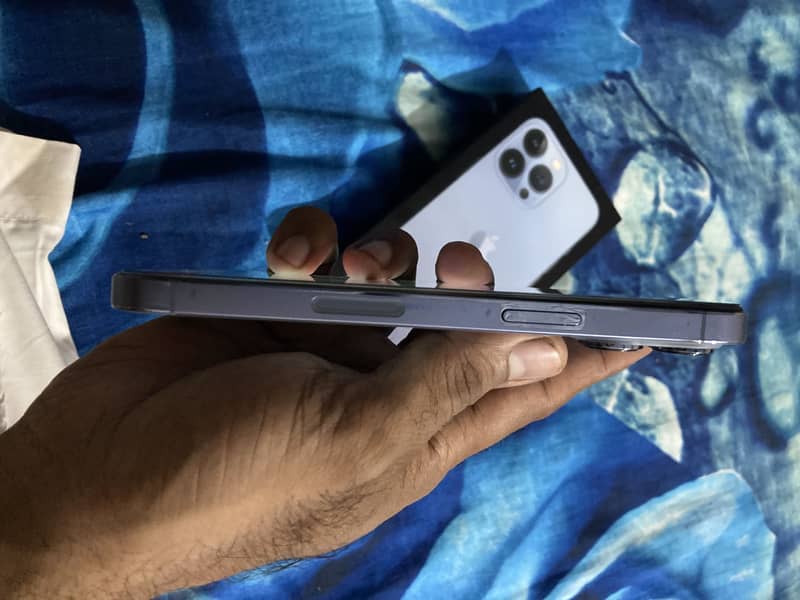 Apple iPhone 13 Pro 1