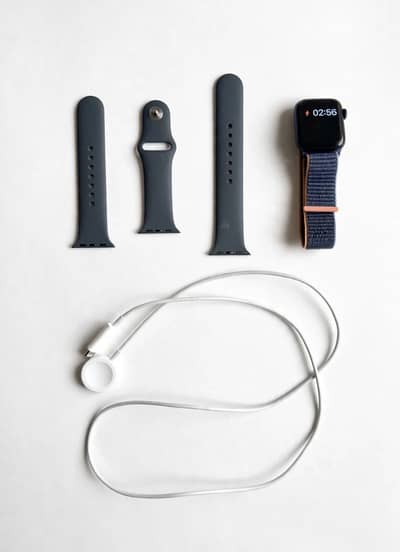 Apple watch SE 2nd  Generation 44 mm blue cellular 9/10