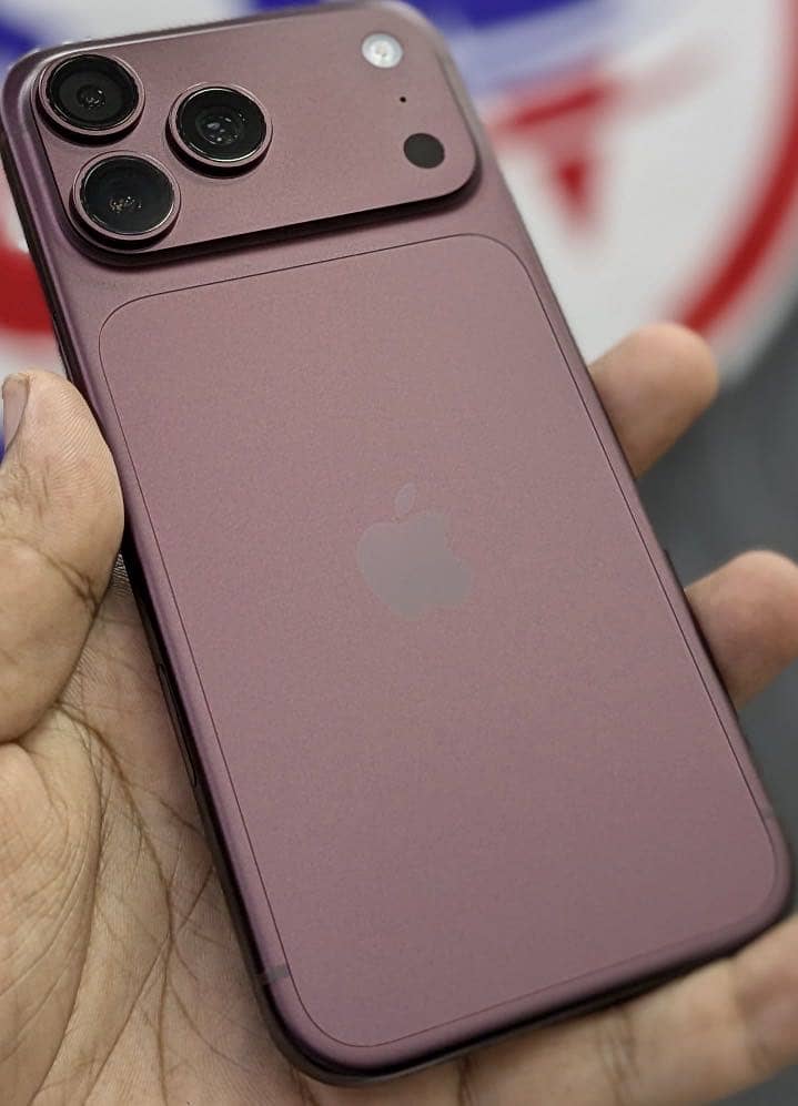 Apple iPhone 18 Pro Max 0