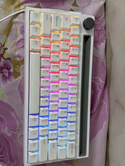 Keyboard mouse speakers rgb mate for sale  like brand new.