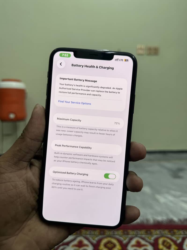 Apple iPhone 11 Pro Max 6