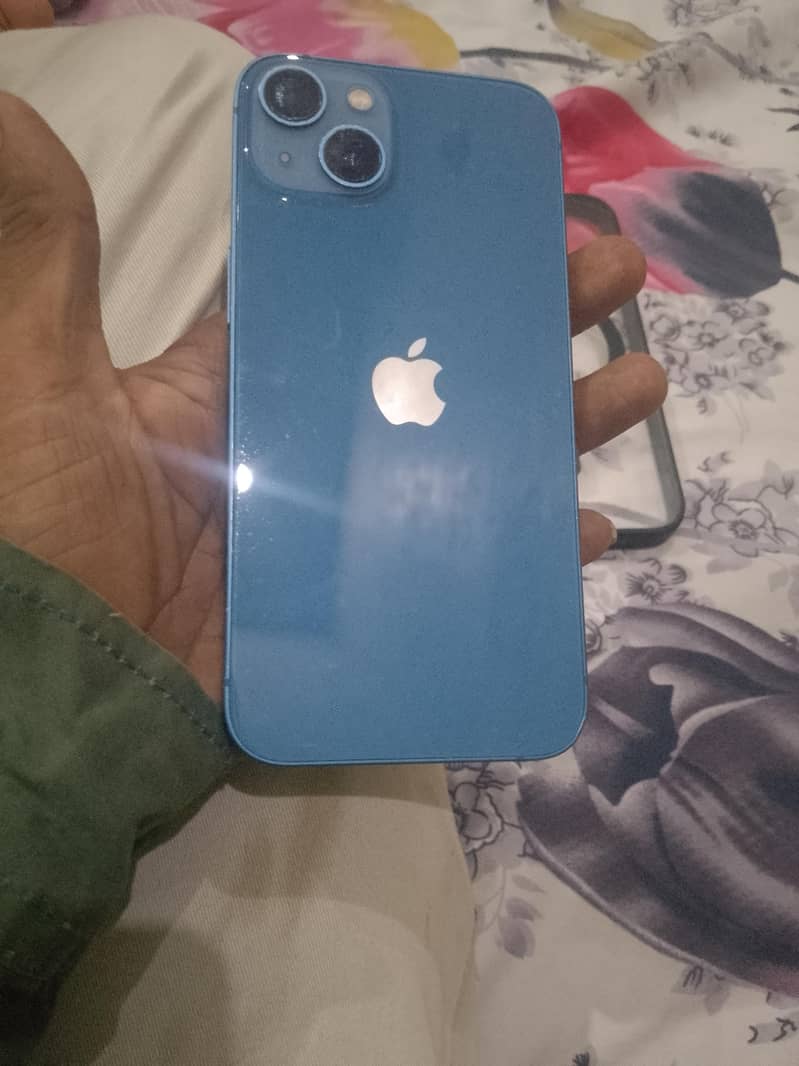 Apple iPhone 13 7