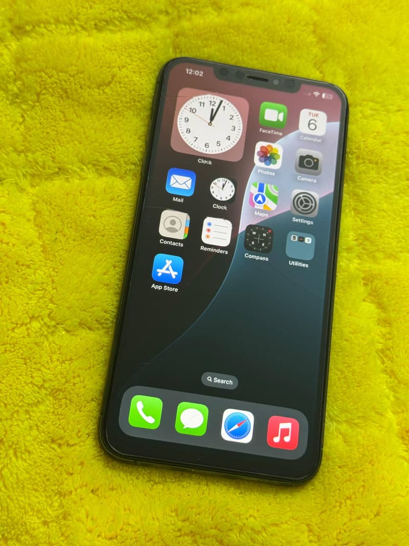 Apple iPhone XS Max 2